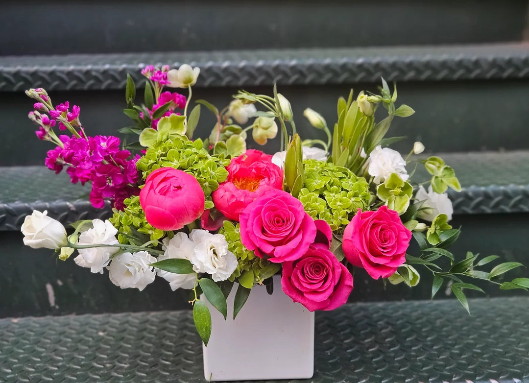 Our Favorite Summer Flower Arrangements for Gifting